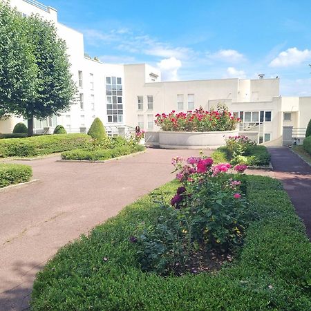 Chambre Avec Sdb Et Toilettes Privatives Rosny-sous-Bois Exterior photo